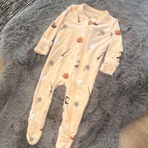 Kyte BABY Halloween Zippered Footie, Bewitched